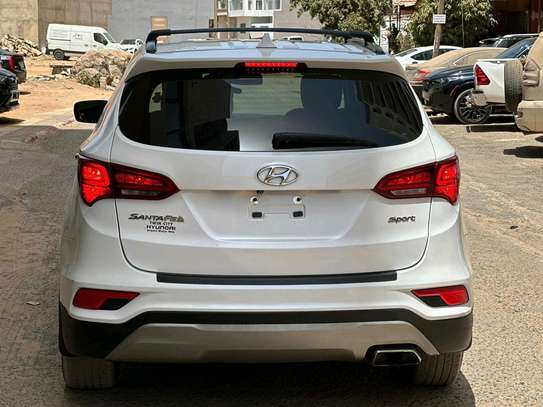 Hyundai Santa Fe  2017 image 8