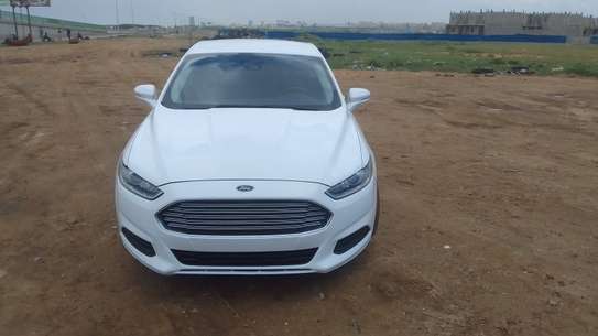 FORD FUSION image 7