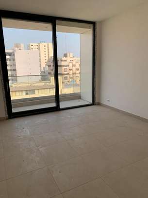 Appartement F4 au Plateau avec Vue Mer image 3