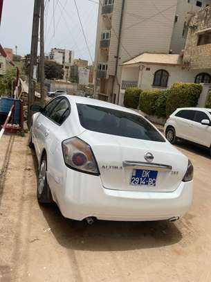Nissan altima image 11
