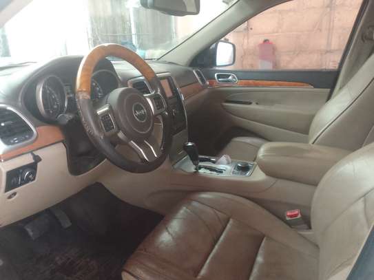 Jeep Grand cherokee v8 image 4