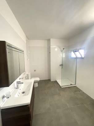 Appartement à louer en ville - Port View image 6