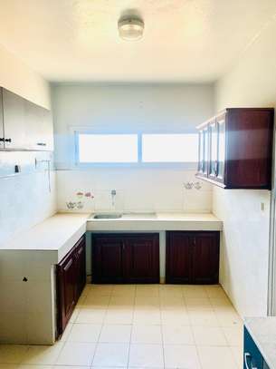 APPARTEMENT F4 À LOUER FENÊTRE MERMOZ image 11