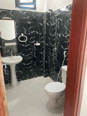 Villa à louer à Saint-Louis NGALLELE image 3