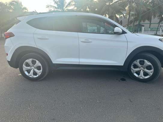 HYUNDAI TUCSON 2016 image 14