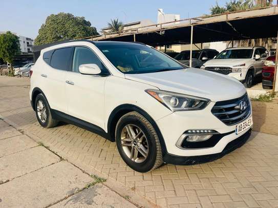 HYUNDAI SANTA FE 2018 image 7