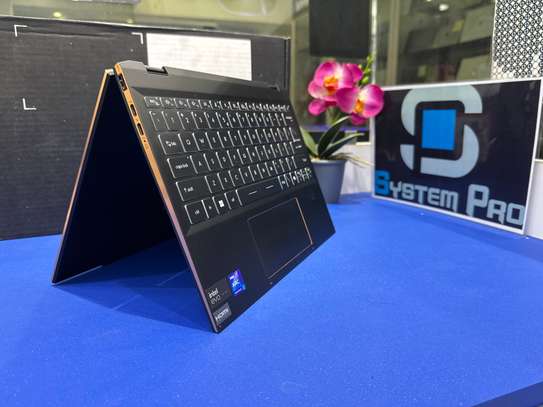 MSI E13 Ultra 7 16Go 1To x360 scellé 2025 image 5