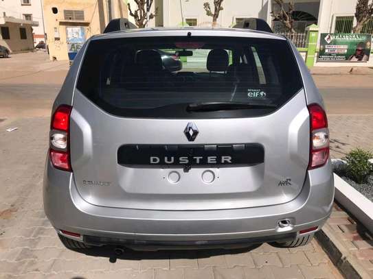 Renault duster 2017 image 6