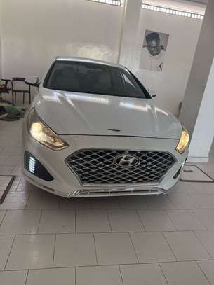 Hyundai sonata image 12