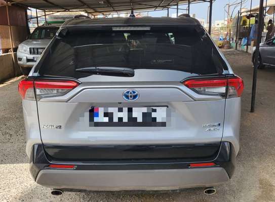 2022 / TOYOTA RAV 4 FULL OPTION 1mois de mutation image 3