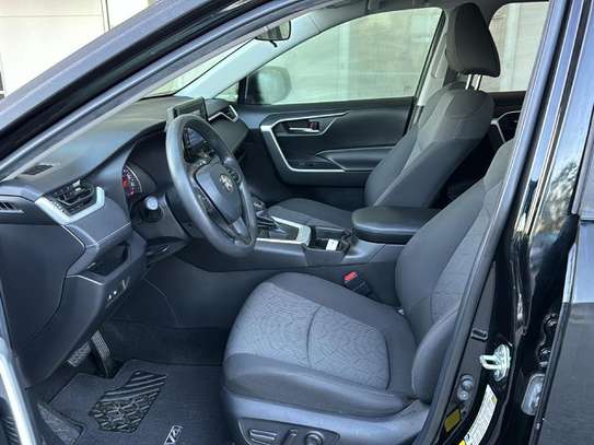 Toyota Rav4 2021 image 3