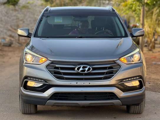 Hyundai santa fe image 1