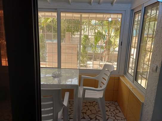 Studio stylé et cosy à Saly image 2
