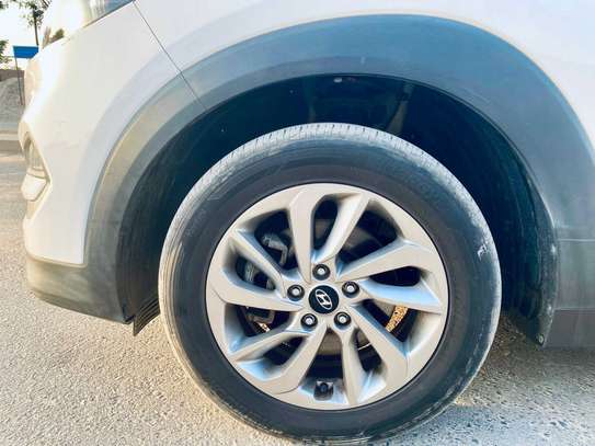 Hyundai Tucson  2016 image 6