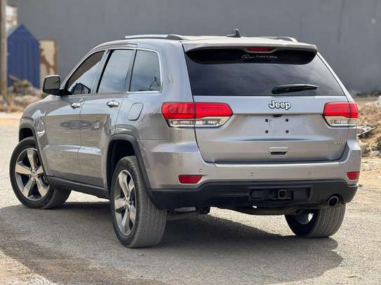 Jeep grand Cherokee Limited 2016 clean title image 7