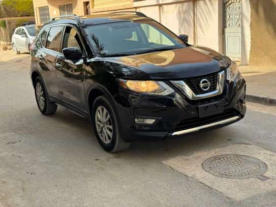 Nissan Rogue 2017 image 2