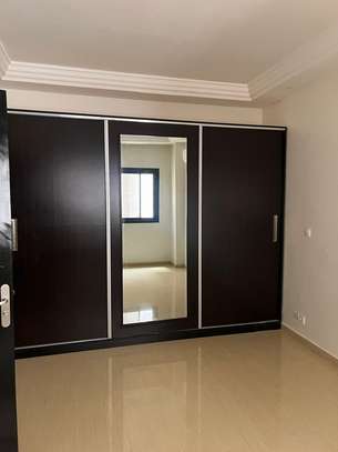 Joli appartement aux almadie image 4