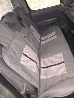 Pickup Toyota Hilux 2011 image 5