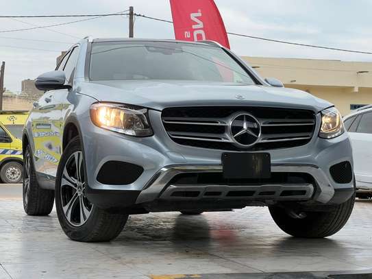 Mercedes benz image 6