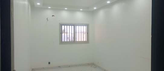 BUREAUX 4 PIECES À LOUER 2 VOIES SACRÉ COEUR JVC image 3