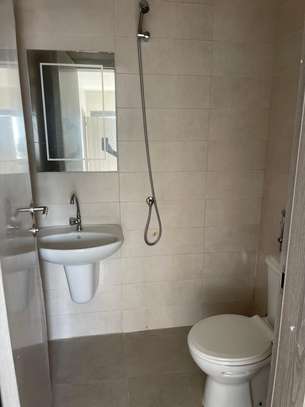 Appartement F4 aux Almadies image 6