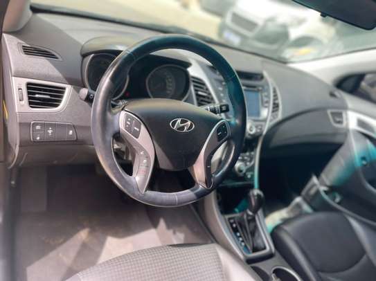 Hyundai Avante 2015 image 6