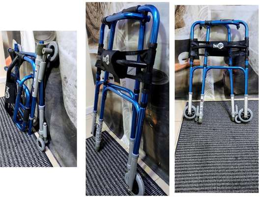 Déambulateur 4 roues -Béquilles -Chaise roulante médicalisée image 2