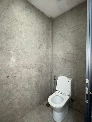 Appartement F4 à louer à Mermoz image 7