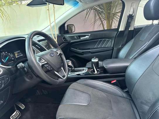 Ford Edge image 6