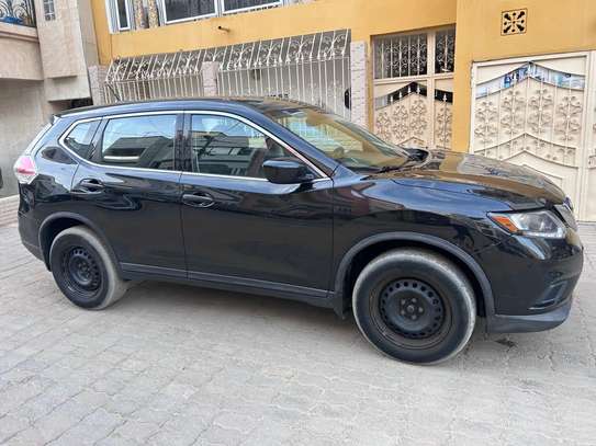NISSAN ROGUE image 2