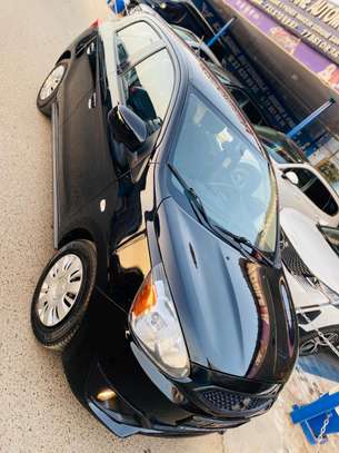 Mitsubishi mirage 2020 image 3