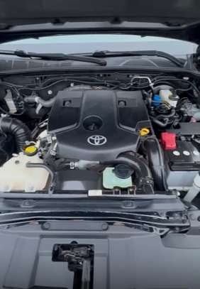 Toyota Hilux 2017 Automatique Diesel image 4