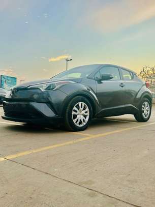 TOYOTA CHR image 6