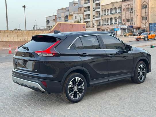 MITSUBISHI ÉCLIPSE CROSS image 4