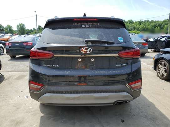 Hyundai Santafe ultimate full options image 9