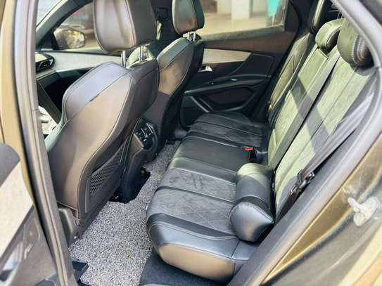 Peugeot 3008 2019 image 8