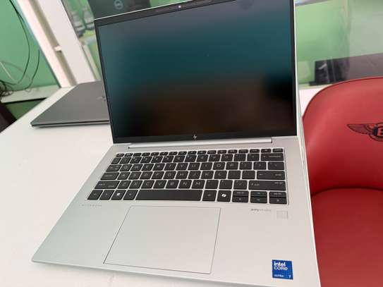 Hp elitebook 840 G11 image 2