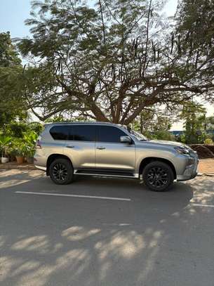 Lexus Gx460 2023 à vendre image 7