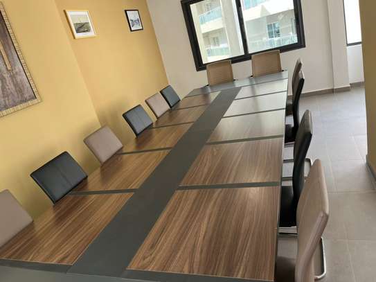 Salle de réunion a la Cite Keur Gorgui image 4