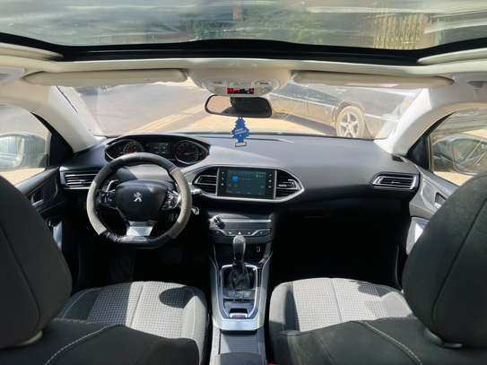 Peugeot 308  SW 2019 image 3