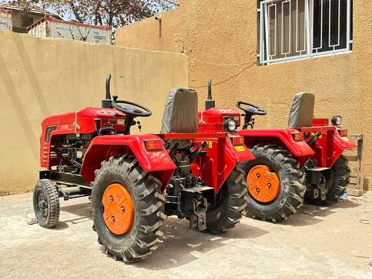 **🚜 Mini Tracteurs Puissants & Fiables image 3