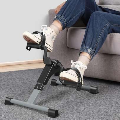Mini vélo d'exercice pour jambes et bras - hommes et femmess image 8