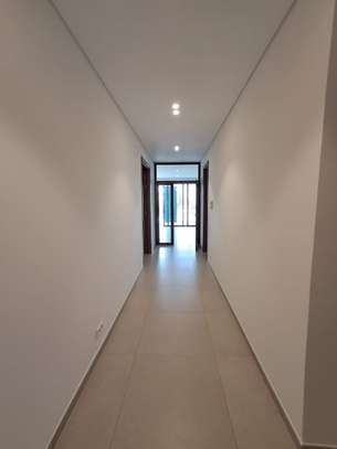 ALMADIES : APPARTEMENT F3 EXCEPTIONNEL  À LOUER image 2
