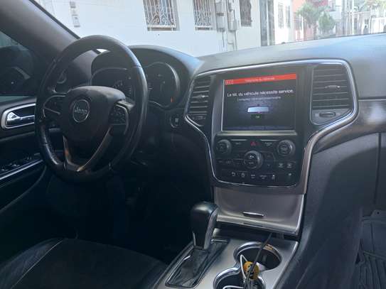 Jeep grand Cherokee image 13
