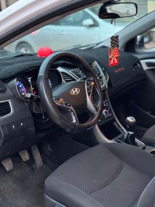 Hyundai avante image 7