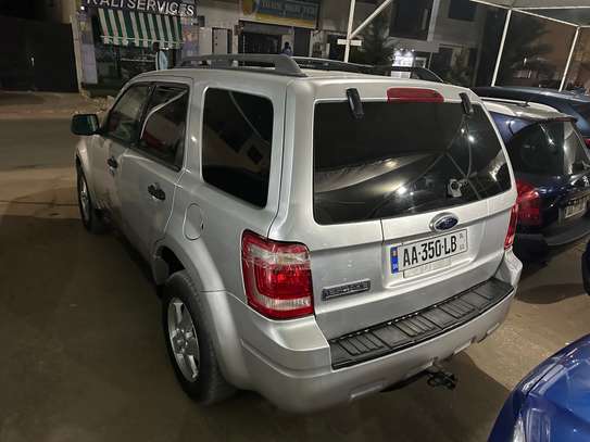 Ford Esscape anne 2011 image 6