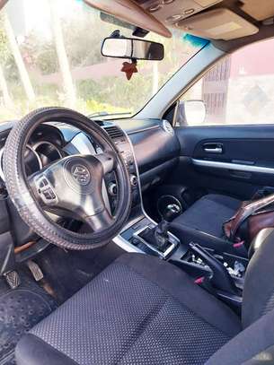 Suzuki Grand Vitara 4x4 Gris Métallisé Manuelle image 5