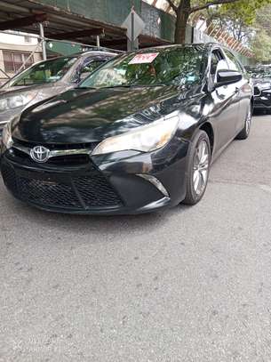 TOYOTA CAMRY SE image 5