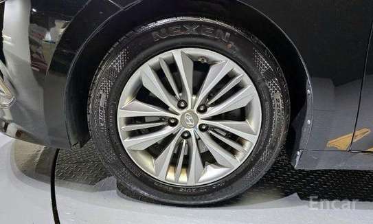 Hyundai elantra 2017 image 10