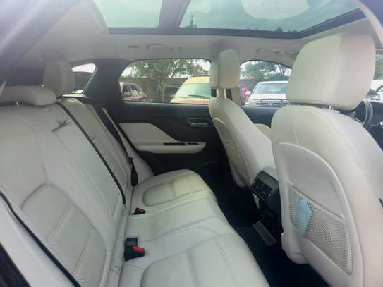 Jaguar F-Pace 2020 image 8